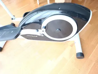 Bicicleta Elíptica Blanca y Negra