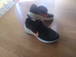 Nike Bambas Negras Naranja