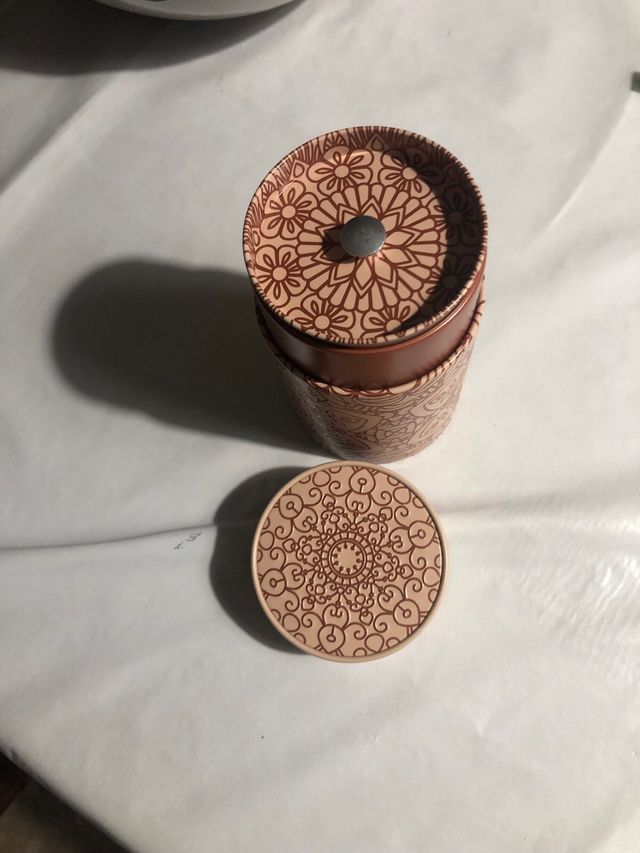 Bote decorativo para hierbas