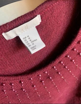 Jersey granate H&M con abalorios