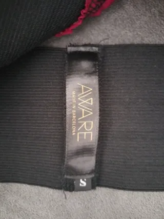 Top fiesta lentejuelas rojo y negro talla S Marca