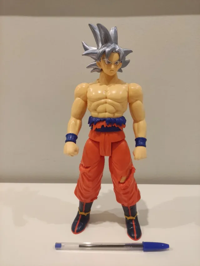 Figura Goku Ultra Instinto