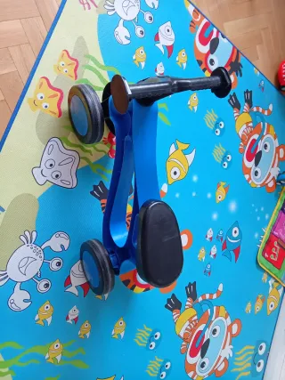 Bici de aprendizaje azul