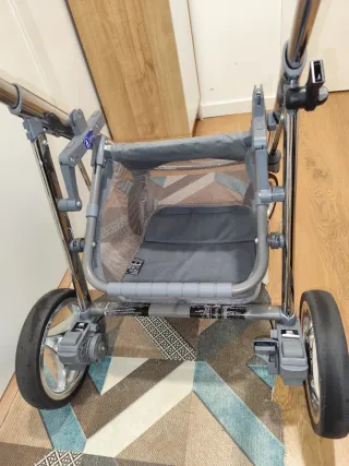 Carro Bebé Bebecar Gris Completo