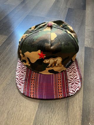 Gorra Official Camuflaje