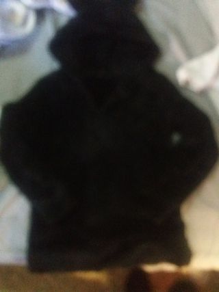 Sudadera terciopelo negra T. 110-115 niña