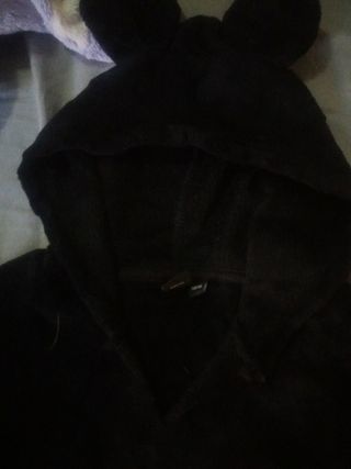 Sudadera terciopelo negra T. 110-115 niña