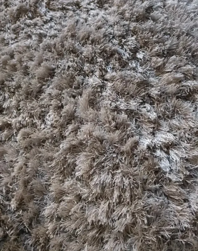 Alfombra Ikea pelo largo gris