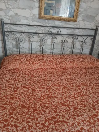 Letto matrimoniale con reti ortopediche