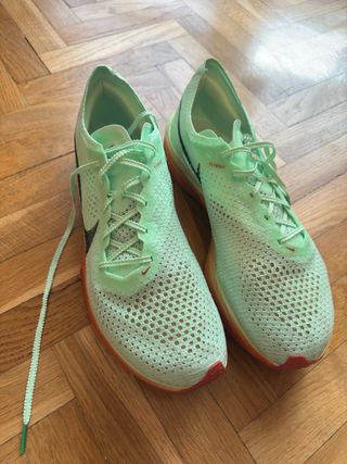 Nike Vaporfly 3 Verde/Rojo.