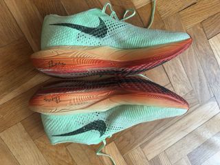 Nike Vaporfly 3 Verde/Rojo.