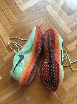 Nike Vaporfly 3 Verde/Rojo.