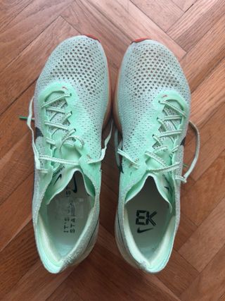 Nike Vaporfly 3 Verde/Rojo.