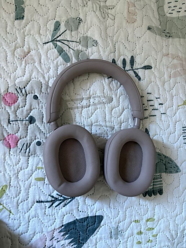 Auriculares Sony WH-1 Noise Cancelling Beige