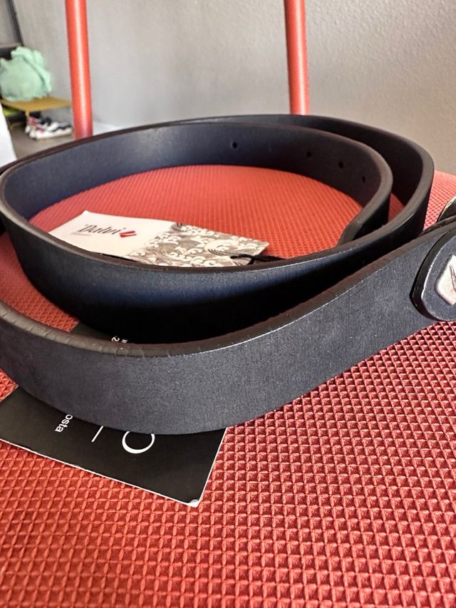 Cinturón mujer Piel Vacuna Hebilla Plateada