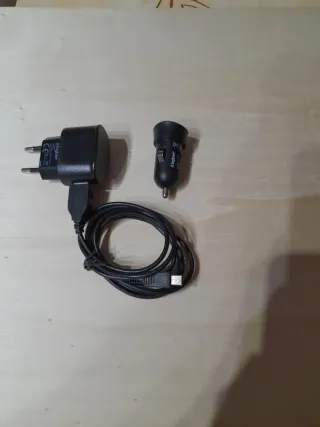 NUEVO. 2 Cargadores 3DS XL+cable de 1'20 cm