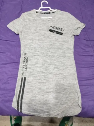 Camiseta larga moderna hombre gris