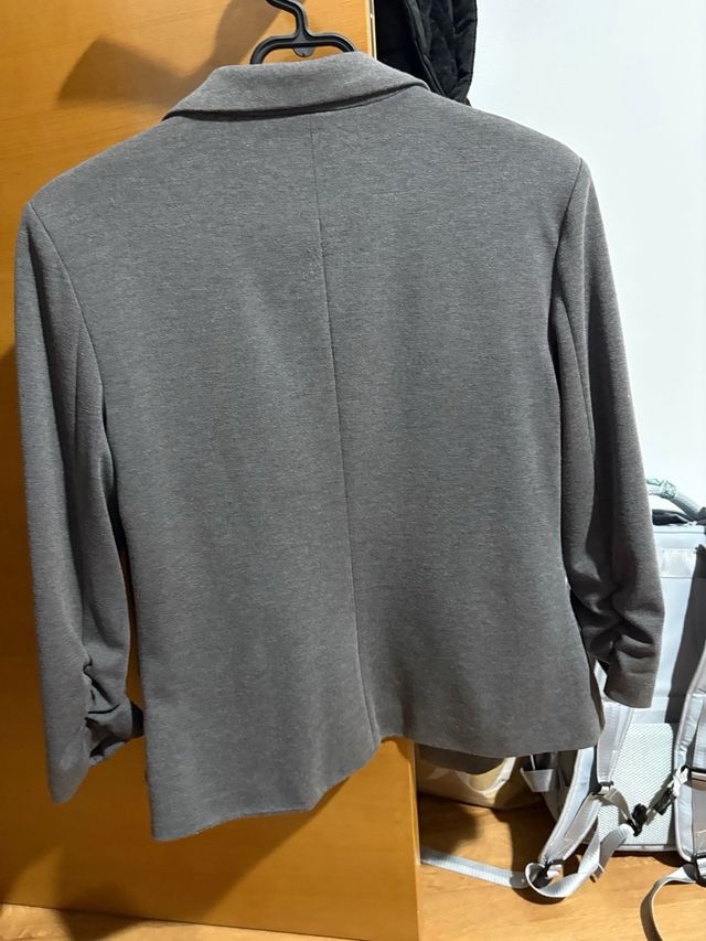 Americana Blazer Vero Moda gris manga 3/4