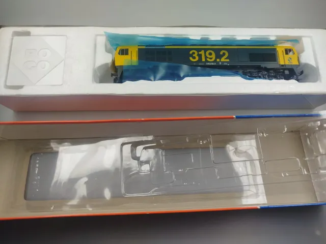 Locomotora Roco 319.2 H0 Nueva,