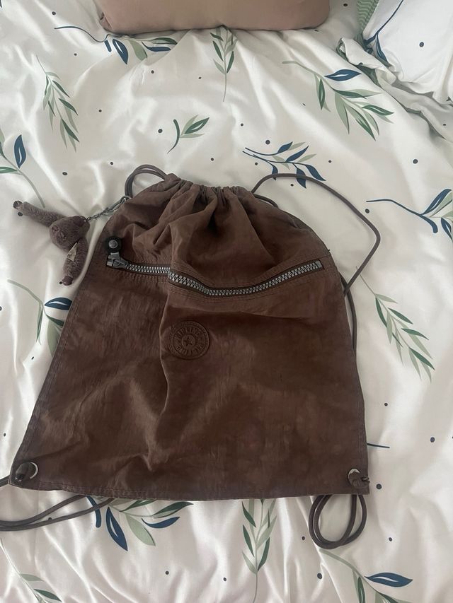 Mochila Kipling marrón