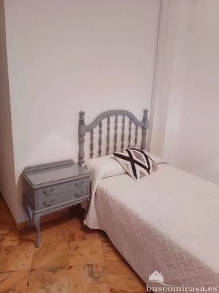 Piso en alquiler en Linares