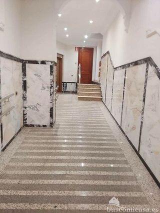 Piso en alquiler en Linares