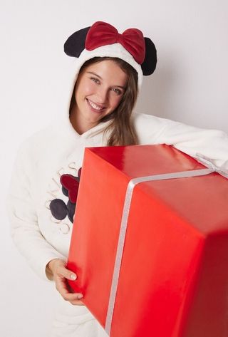Precioso pijama largo polar Minnie Mouse XL o M