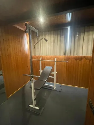 Gimnasio se vende todo el conjunto