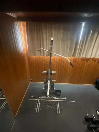 Gimnasio se vende todo el conjunto