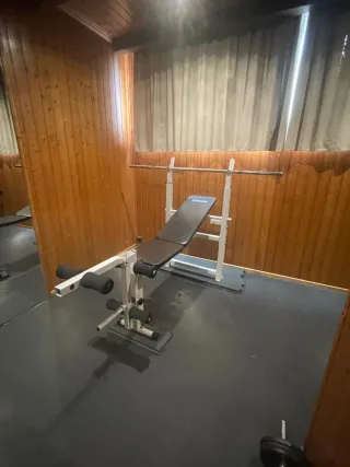 Gimnasio se vende todo el conjunto