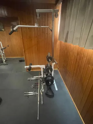 Gimnasio se vende todo el conjunto