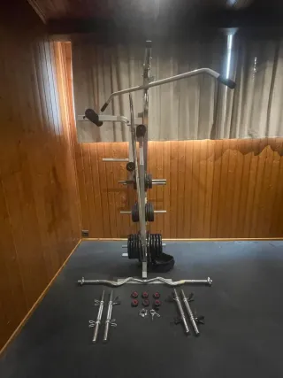 Gimnasio se vende todo el conjunto