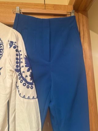 Conjunto Zara Camisa Bordada y Pantalón T.S oferta