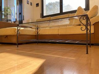 Mesa de centro cristal y metal forjado