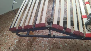 Cama articulada con mando