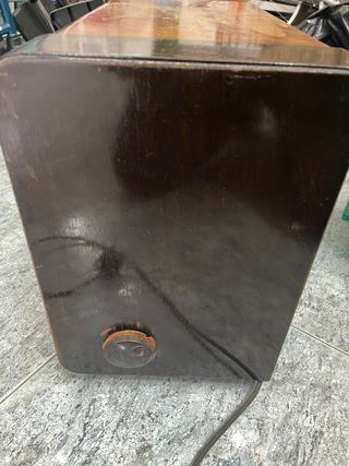 Radio Philips Antigua Marrón y Negra