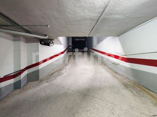 Garaje en alquiler en Ensanche - Diputación en Alicante