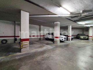 Garaje en alquiler en Ensanche - Diputación en Alicante