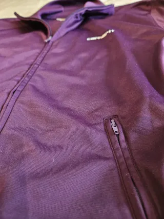 Chaqueta Carhartt Morada