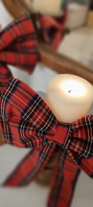 Lazos Navideños Escoceses Rojos