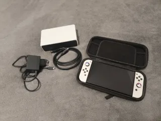 Nintendo Switch OLED Blanca y Negra