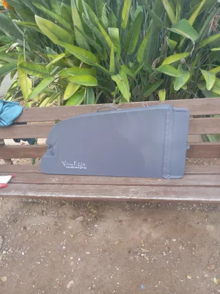 Mochila camping maletero coche gris