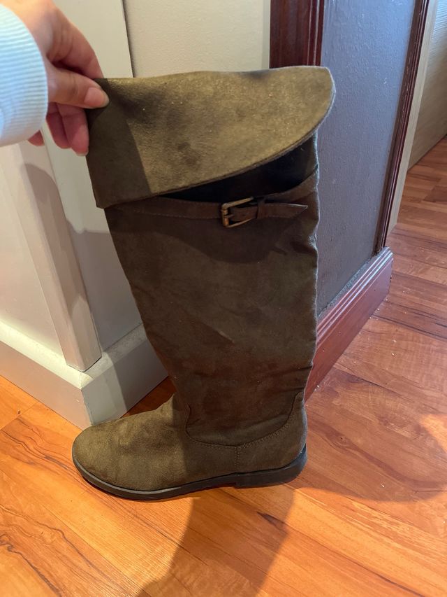 Botas altas marrones