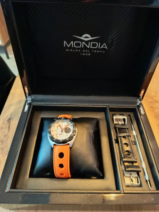 Reloj Mondia Caja y Correa Extra