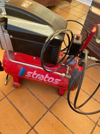 Compresor de aire STRATOS Rojo