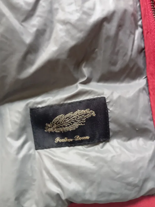 Plumas Massimo Dutti Roja Talla M