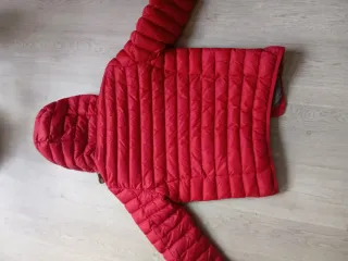 Plumas Massimo Dutti Roja Talla M