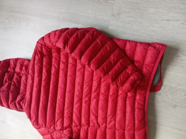 Plumas Massimo Dutti Roja Talla M