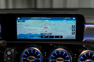 Mercedes-Benz Clase CLA 200 d AMG TECHO 2020