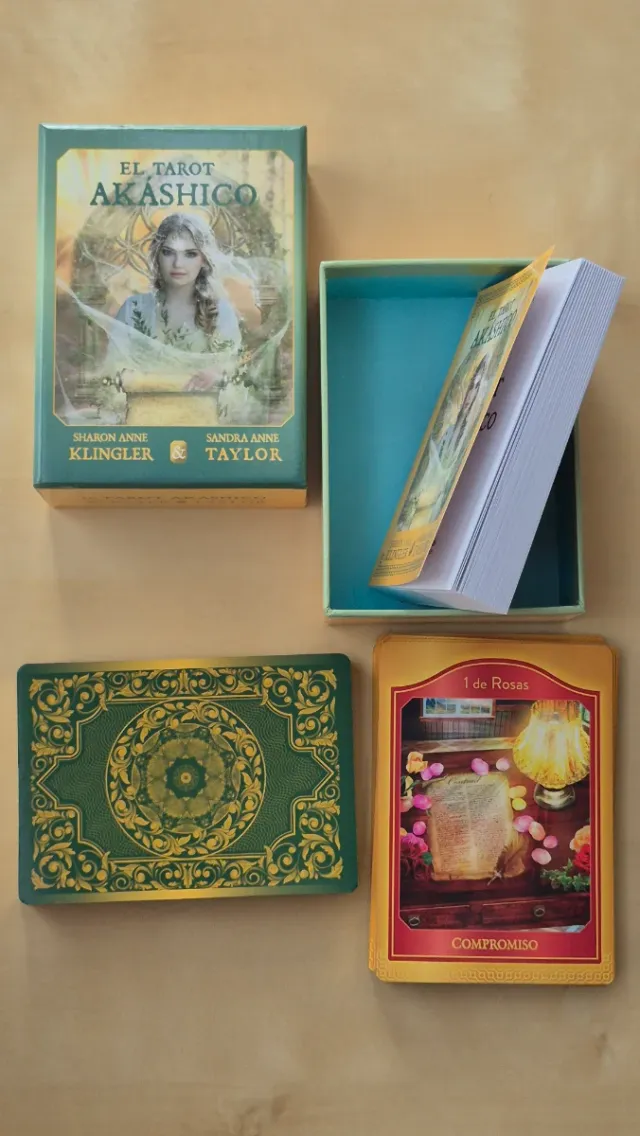 El Tarot Akáshico - Baraja de Tarot 62 cartas.